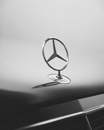 A cover of "Mercedes" cluster. The owner is victorlavell. The cluster consists of 14 elements.