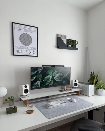 A cover of "Office" cluster. The owner is senna2904. The cluster consists of 10 elements.