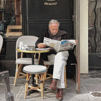 A cover of "Life Goals" cluster. The owner is charlesl. The cluster consists of 25 elements.