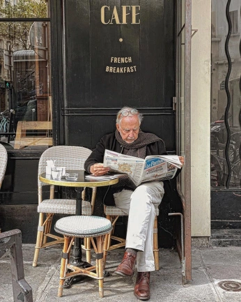 A cover of "français" cluster. The owner is starfruitart. The cluster consists of 3 elements.