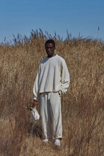 A cover of "road trip photos?" cluster. The owner is gabetaylor. The cluster consists of 1 element.