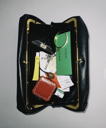 A cover of "Pia" cluster. The owner is noynoy. The cluster consists of 56 elements.