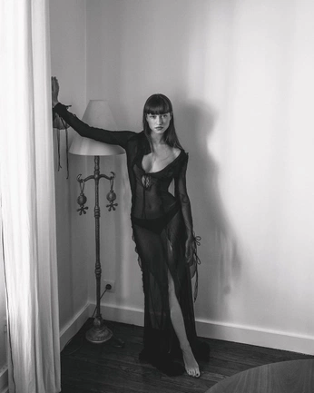 A cover of "Drawing Reg" cluster. The owner is miraskas. The cluster consists of 5 elements.