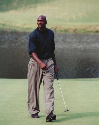 A cover of "Jordan Golf" cluster. The owner is leland. The cluster consists of 24 elements.