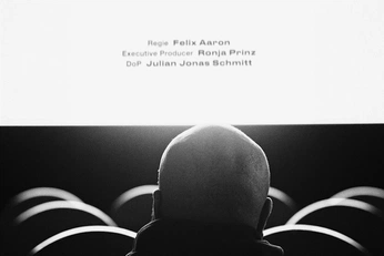 A cover of "VIDEO" cluster. The owner is tawarcuri. The cluster consists of 102 elements.