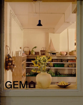 A cover of "Caros Grocery" cluster. The owner is nhardej. The cluster consists of 4 elements.