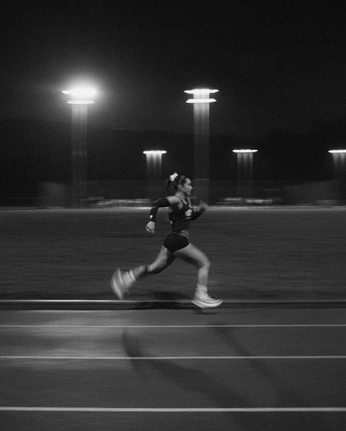 A cover of "Legging It" cluster. The owner is jayne.lo. The cluster consists of 7 elements.