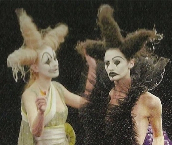 A cover of "losing reality / clownin" cluster. The owner is tasmanbanks. The cluster consists of 15 elements.