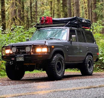 A cover of "80 Series Land Cruisers" cluster. The owner is matthewcpaul. The cluster consists of 51 elements.