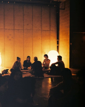 A cover of "uses" cluster. The owner is tskeete. The cluster consists of 27 elements.