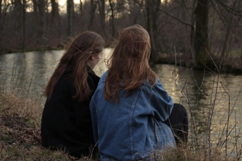 A cover of "Elizabeth and Mary" cluster. The owner is eturner. The cluster consists of 2 elements.