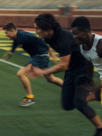 A cover of "Campaign Imagery" cluster. The owner is tyhester. The cluster consists of 4 elements.