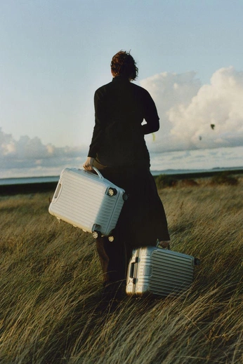 A cover of "cosmopolita" cluster. The owner is silvietta00. The cluster consists of 2 elements.