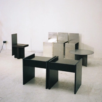 A cover of "Home" cluster. The owner is lukas.mullen. The cluster consists of 19 elements.