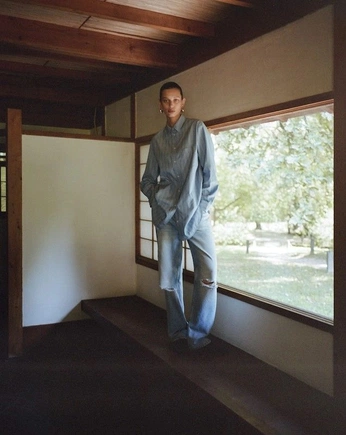 A cover of "locations" cluster. The owner is caitlinkleynhans. The cluster consists of 7 elements.