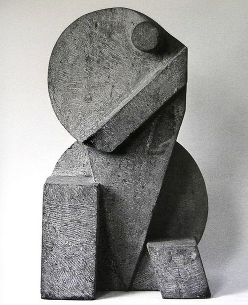 A 1970 sculpture by artist Ángel Mateos.