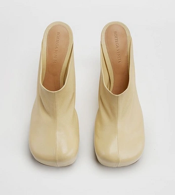 A cover of "Detials" cluster. The owner is shannon.stans. The cluster consists of 2 elements.