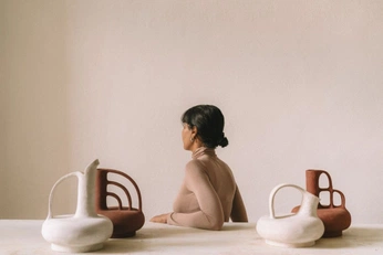 A cover of "hand building" cluster. The owner is halliekathryn. The cluster consists of 3 elements.