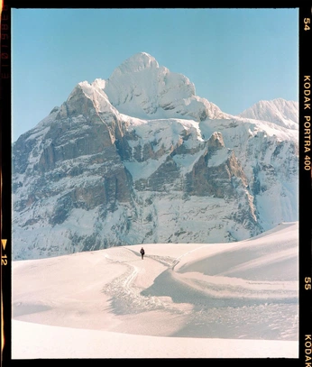 A cover of "nepal" cluster. The owner is dariakazzza. The cluster consists of 4 elements.