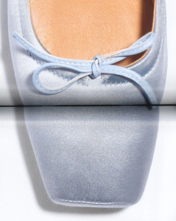 A cover of "like" cluster. The owner is danielamm. The cluster consists of 1 element.