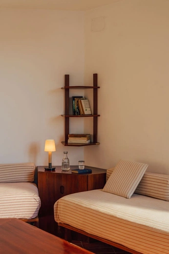 A cover of "interiors" cluster. The owner is marylang. The cluster consists of 9 elements.