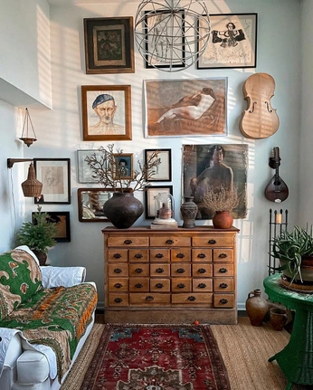 A cover of "Ecletic decor" cluster. The owner is tofumommy. The cluster consists of 3 elements.