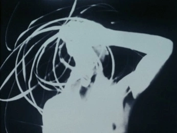 A cover of "i wanna see it move" cluster. The owner is wiggli. The cluster consists of 4 elements.