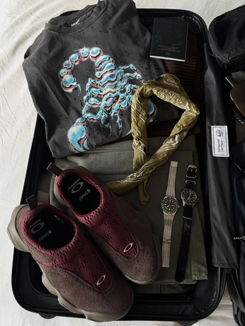 A cover of "Pop-up content strat" cluster. The owner is millerbence. The cluster consists of 25 elements.