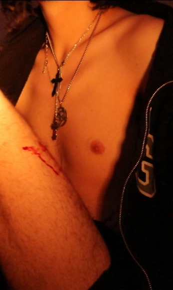 A cover of "Me" cluster. The owner is unabsurdity. The cluster consists of 4 elements.