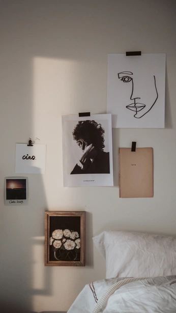 A cover of "room decor" cluster. The owner is mo0np1e. The cluster consists of 2 elements.