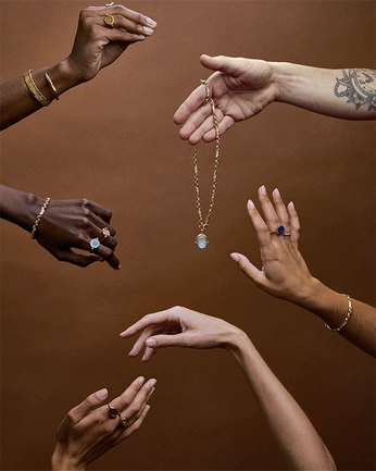 A cover of "Group project" cluster. The owner is hattiestephen. The cluster consists of 6 elements.