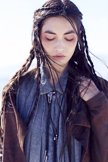 A cover of "hair" cluster. The owner is dilnaz2. The cluster consists of 2 elements.