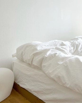 A cover of "bed" cluster. The owner is mar.iaj. The cluster consists of 4 elements.