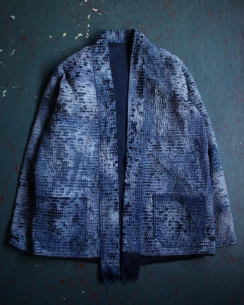 A cover of "Shiboro" cluster. The owner is zummaa. The cluster consists of 16 elements.