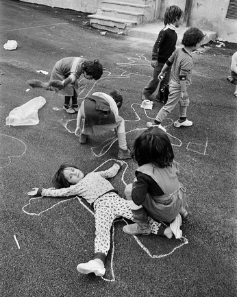 A cover of "École" cluster. The owner is anoukgc. The cluster consists of 7 elements.