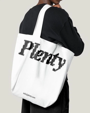 A cover of "Merchandise" cluster. The owner is hieph. The cluster consists of 3 elements.