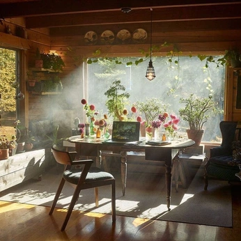 A cover of "Creative Space" cluster. The owner is phiiliii. The cluster consists of 12 elements.