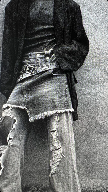 A cover of "Crust Punk & Anarchy" cluster. The owner is gemmathirtythree. The cluster consists of 14 elements.