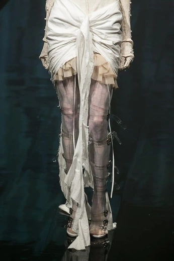 A cover of "DIOR" cluster. The owner is laurelexi. The cluster consists of 14 elements.