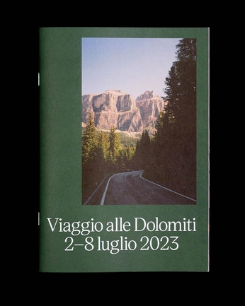 A cover of "LAYOUT" cluster. The owner is takyz. The cluster consists of 4 elements.