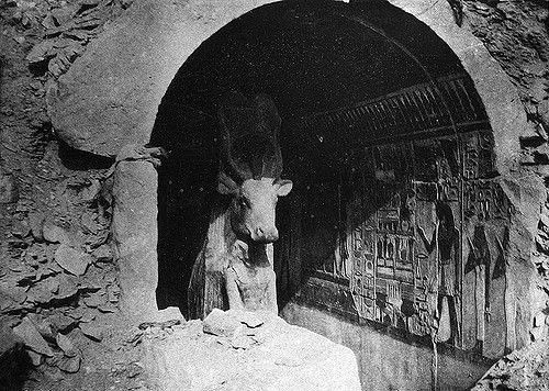 An Instagram  post added by alexisfoucault on May 14, 2024. The author is @__svyatoy__istochnik__. May present: hathor chapel at deir el bahri, deir el-bahari, the egyptian museum in cairo, hathor, mortuary temple of thutmose iii.