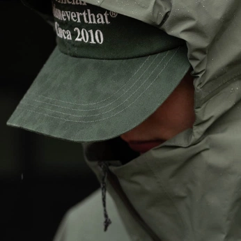 A cover of "/timeline" cluster. The owner is fraserbrame. The cluster consists of 418 elements.