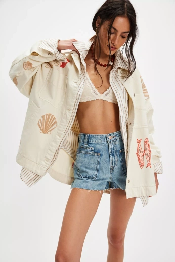 A cover of "making clothes" cluster. The owner is kamrynray. The cluster consists of 2 elements.