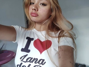 A cover of "beauty" cluster. The owner is lethalgracecard. The cluster consists of 89 elements.