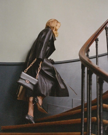 A cover of "STAIR" cluster. The owner is 3peff. The cluster consists of 44 elements.