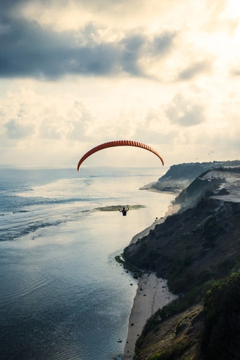 A cover of "Natur/Resbilder" cluster. The owner is hampusnordstrom. The cluster consists of 21 elements.