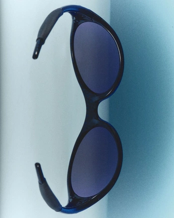 A cover of "Editorial (sunglasses)" cluster. The owner is maninderkaur. The cluster consists of 15 elements.