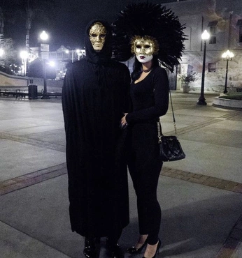 A cover of "eyes wide shut! 🎭" cluster. The owner is egorock. The cluster consists of 47 elements.