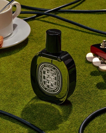 A cover of "Product photography" cluster. The owner is elesto. The cluster consists of 6 elements.