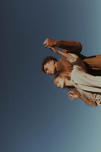 A cover of "2025" cluster. The owner is mcsummer. The cluster consists of 1 element.